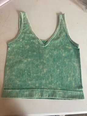 Zenana Outfitters Ribbed V-Neck Tank in Mint